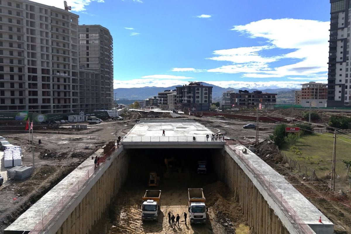 Samsun RTE Bulvarı'nda çalışmalar hız kesmeden sürüyor