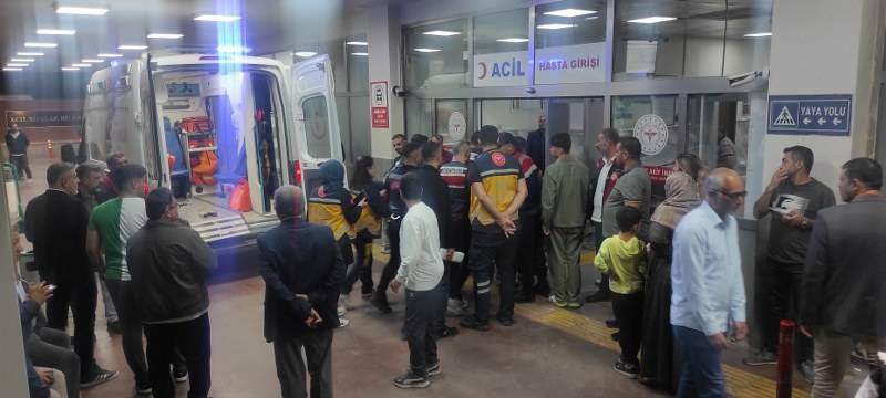 Cezaevinde 18 mahkum zehirlenme şüphesiyle hastanelik oldu