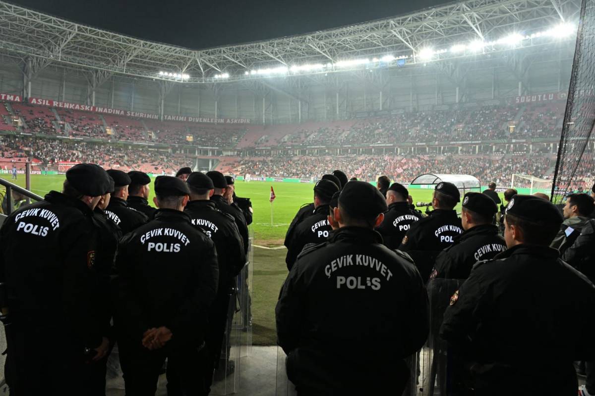 Samsunspor–Dinamo Kiev maçı öncesi İl Emniyet Müdürü'nden inceleme