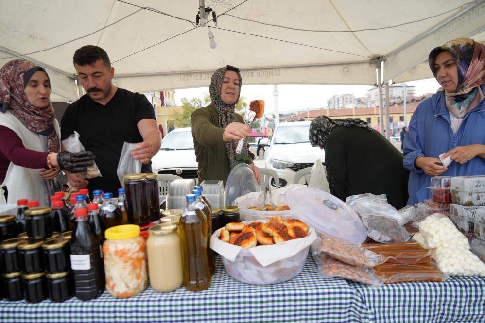 Samsun hemşehri dernekleri ile şenlendi