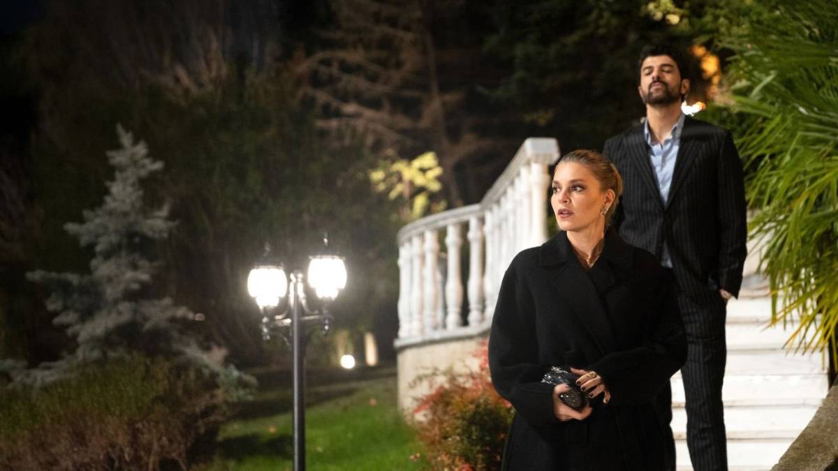 Enfes Bir Akşam dizisinin konusu ne? Nerede yayına girdi?