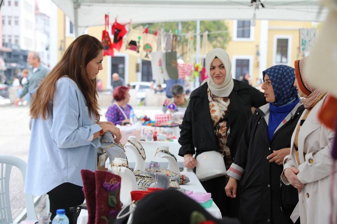 Samsun'da Kadın Emeği Festivali kapılarını açtı