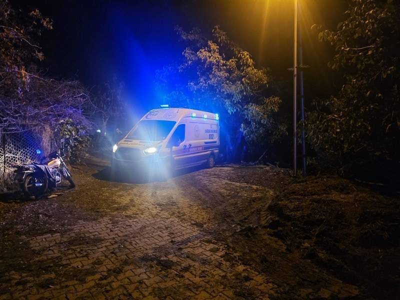 İzmir’de dehşet! Oğlunu öldürdü, eşini ise ağır yaraladı