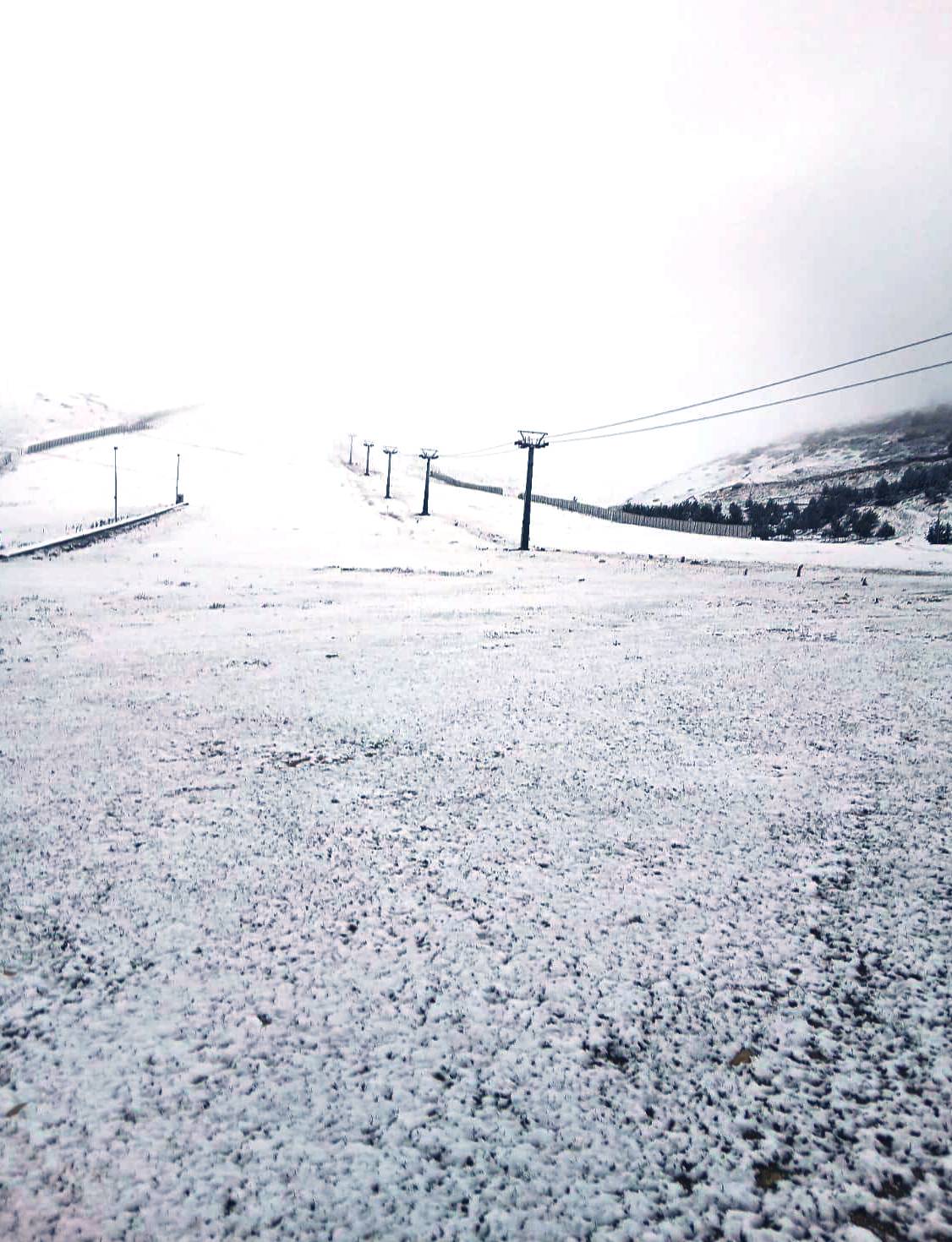 Samsun'da Akdağ'a mevsimin ilk karı yağdı