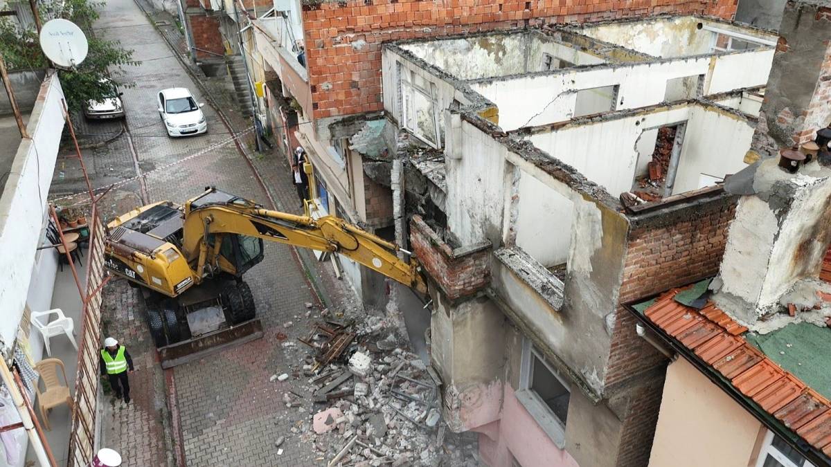 İhsan Kurnaz: Yıkımlar güvenlik ve estetiği artırıyor