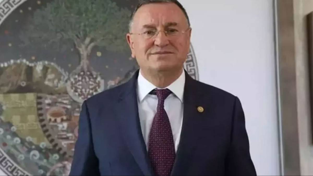 Lütfü Savaş Özgür Özel hakkında suç duyurusunda bulunacağını açıkladı