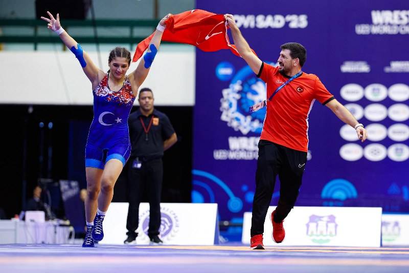 Milli güreşçi Nesrin Baş, U23 Dünya Şampiyonu oldu