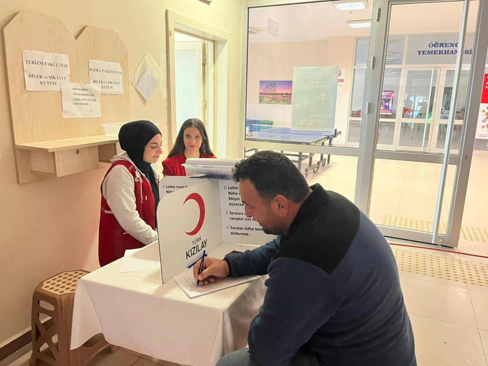 OMÜ'de öğrenciler uyuşturucuya karşı bilinçlendi