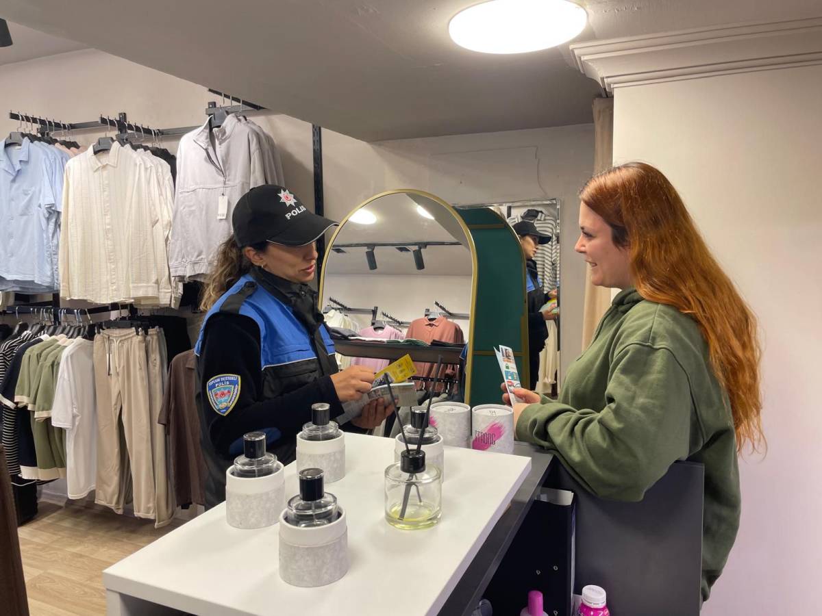 Samsun polisi vatandaşları bilinçlendiriyor