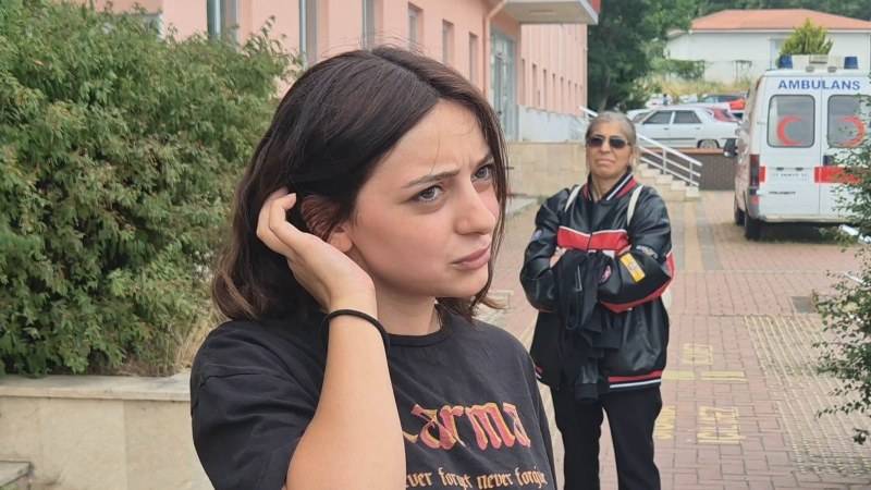 Samsun'da YKS'yi 1 dakika ile kaçırmasıyla tanınmıştı! Elif'e canlı yayında para yağmuru