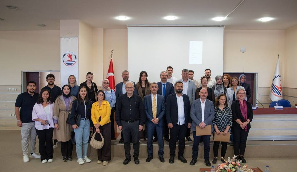 OMÜ’de “Elektronik Atık Yönetimi ve Üniversiteler” Paneli Gerçekleştirildi