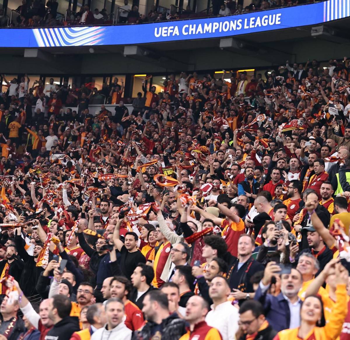 Samsunspor'un Dinamo Kiev maçında tribünler boş kaldı!