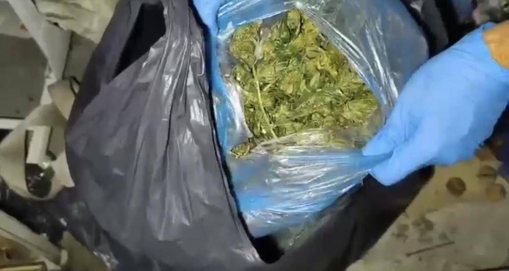 Samsun'da çatı katında uyuşturucu ve silah ele geçirildi