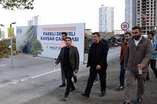 Samsun Büyükşehir Belediyesi'nin yol hamlesi hız kesmiyor