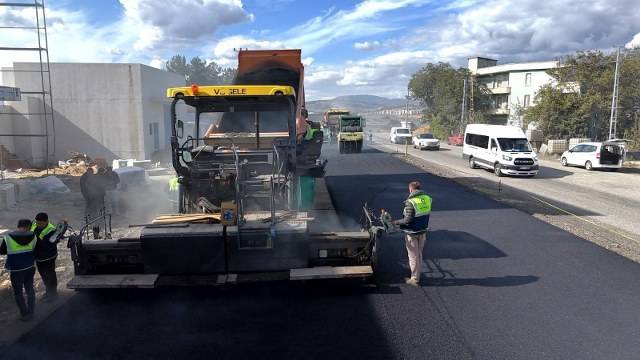 Samsun Büyükşehir Belediyesi'nin yol hamlesi hız kesmiyor