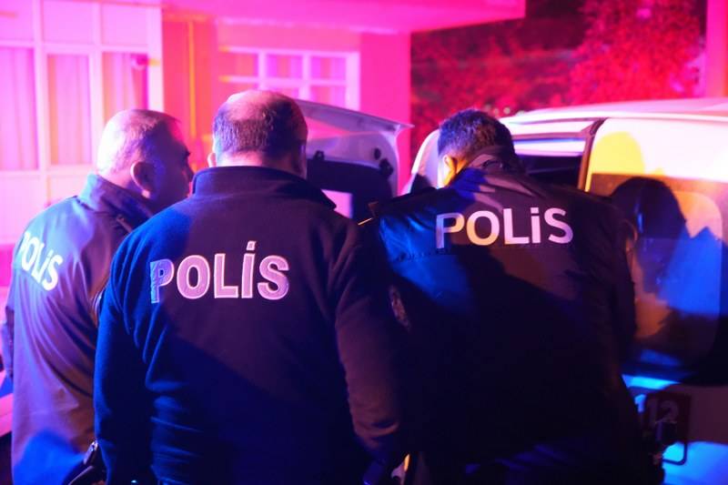 Ağabeyini bıçaklayarak öldürdü