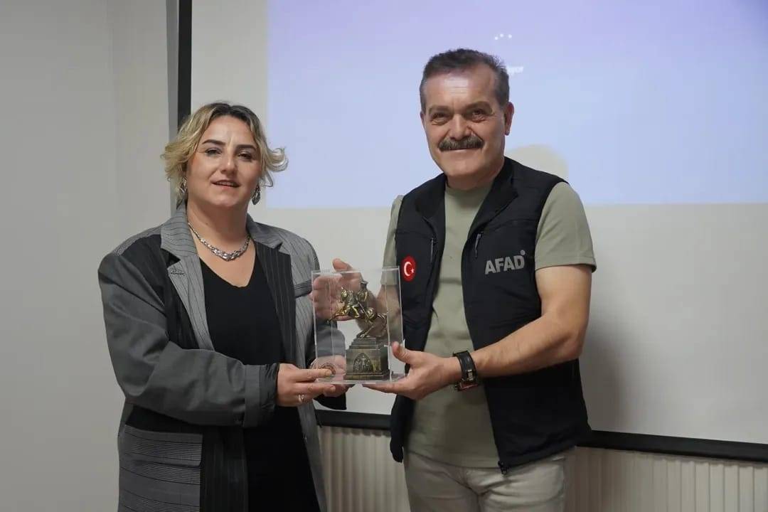 Atakum’da afet bilinçlendirme eğitimleri sürüyor