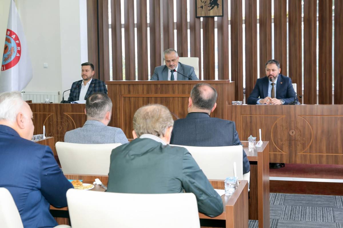 Bafra’da CHP'li Bayrak’tan belediyeye eleştiri