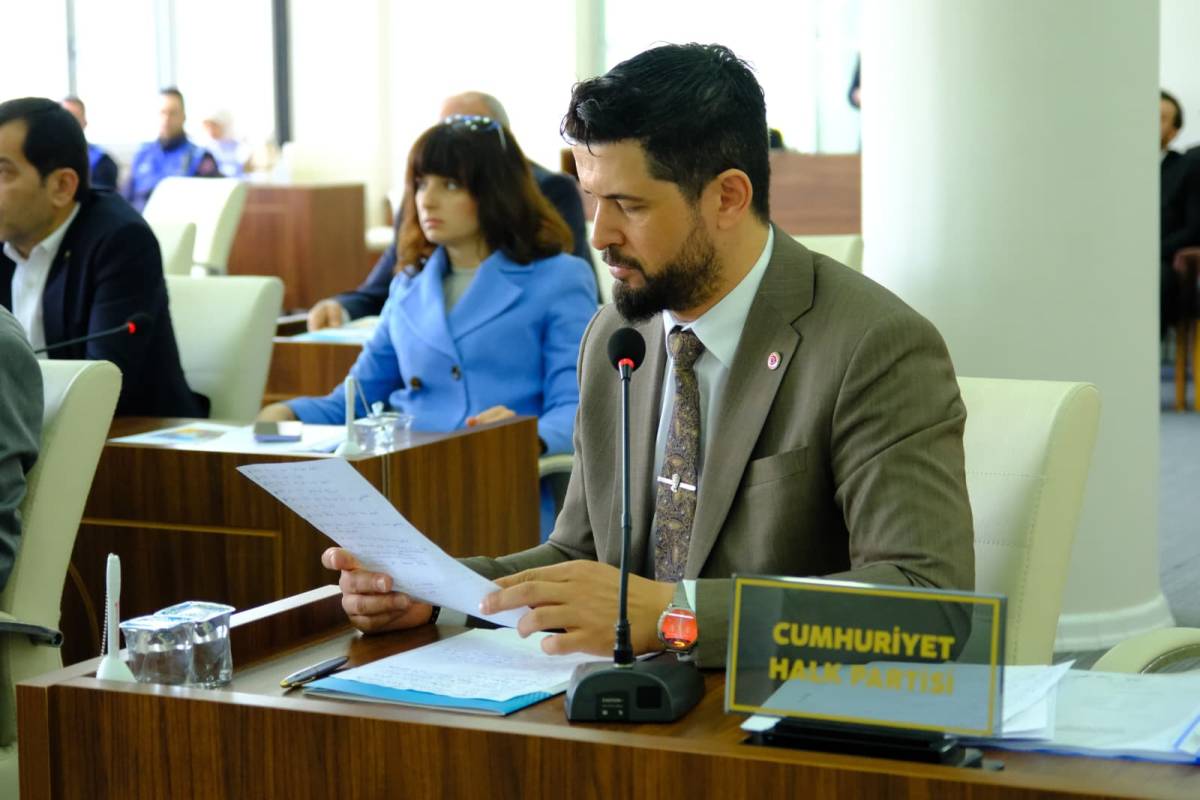 Bafra’da CHP'li Bayrak’tan belediyeye eleştiri