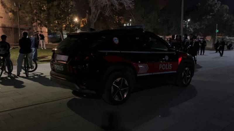 Bıçaklı kavgada 17 yaşındaki genç öldü