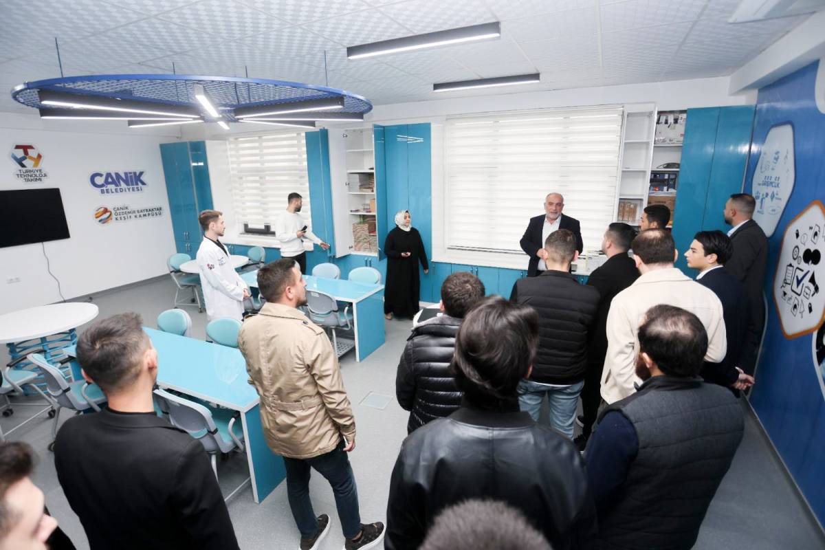 Canik Belediye Başkanı Sandıkçı: Geleceğin yıldızları Canik'te yetişiyor