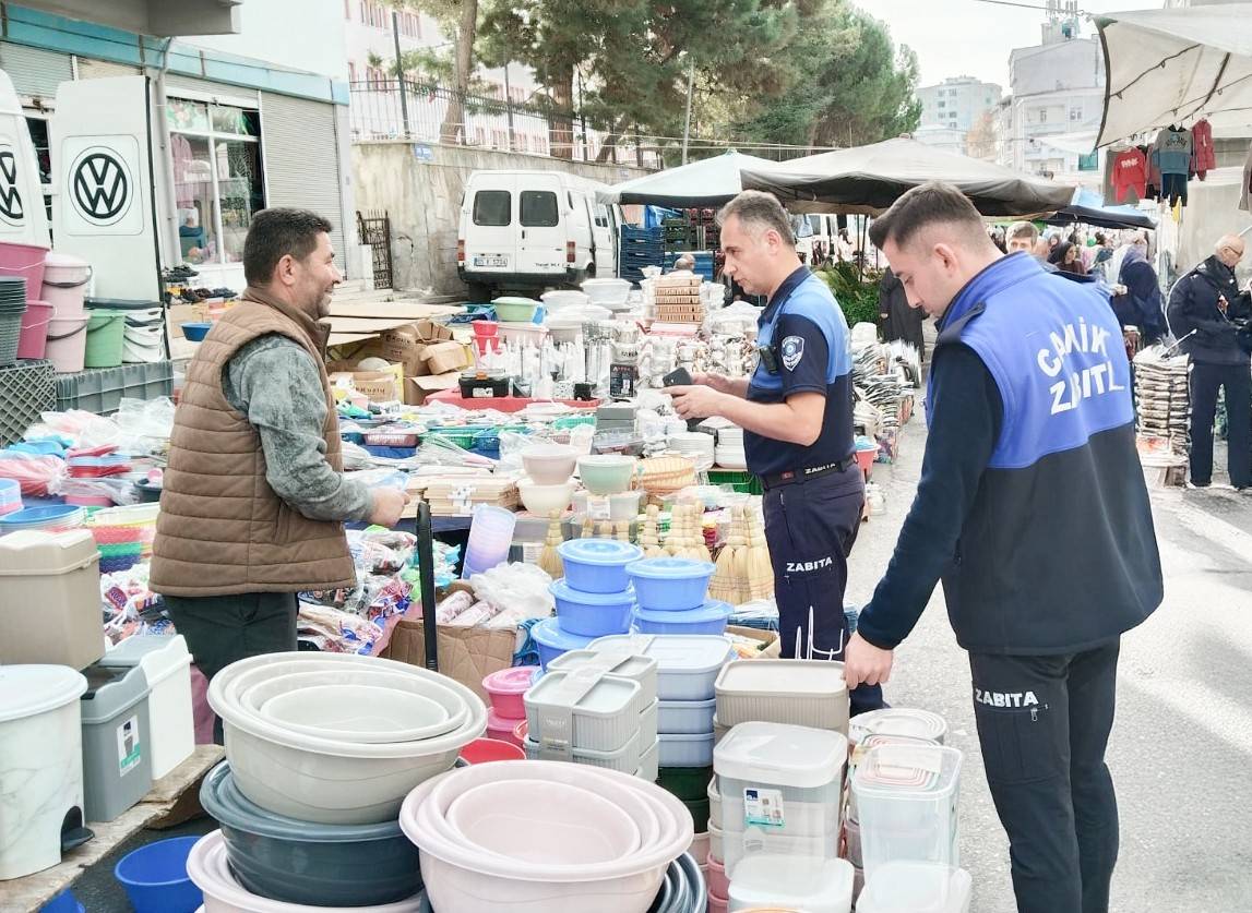 Canik'te semt pazarlarına sıkı takip