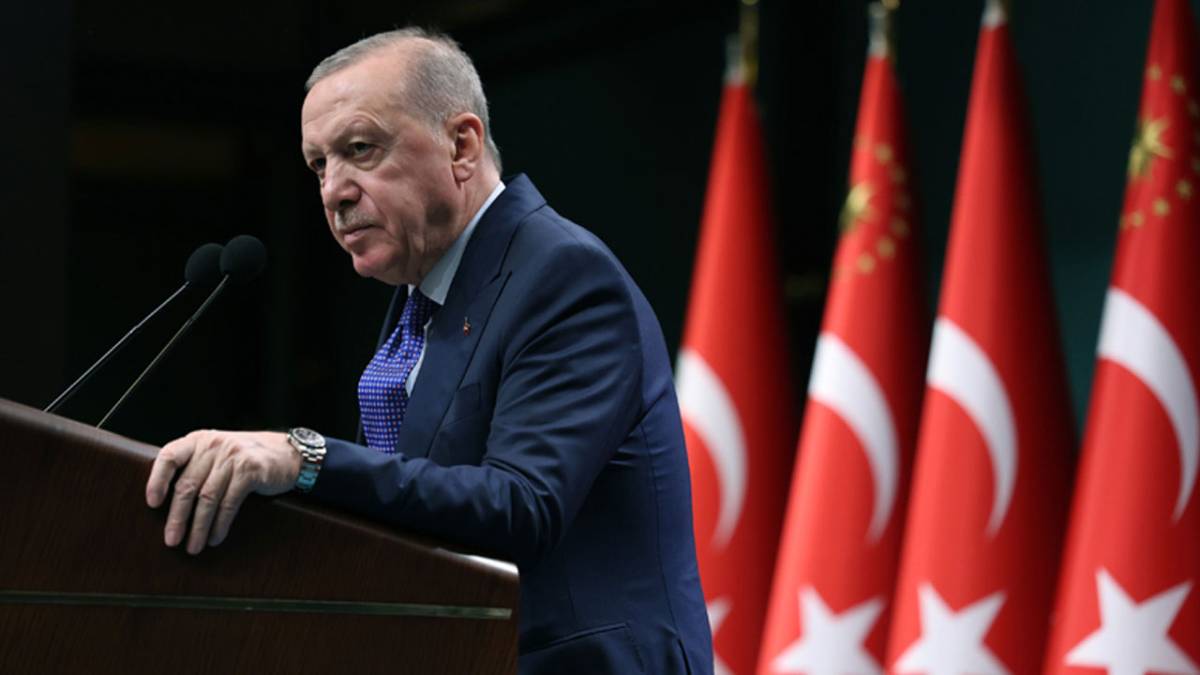 Cumhurbaşkanı Erdoğan: Düşen askeri kargo uçağının karakutusu inceleniyor