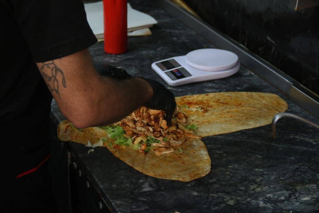 1 Kilogram dönerin fiyatını duyanlar koştu geldi