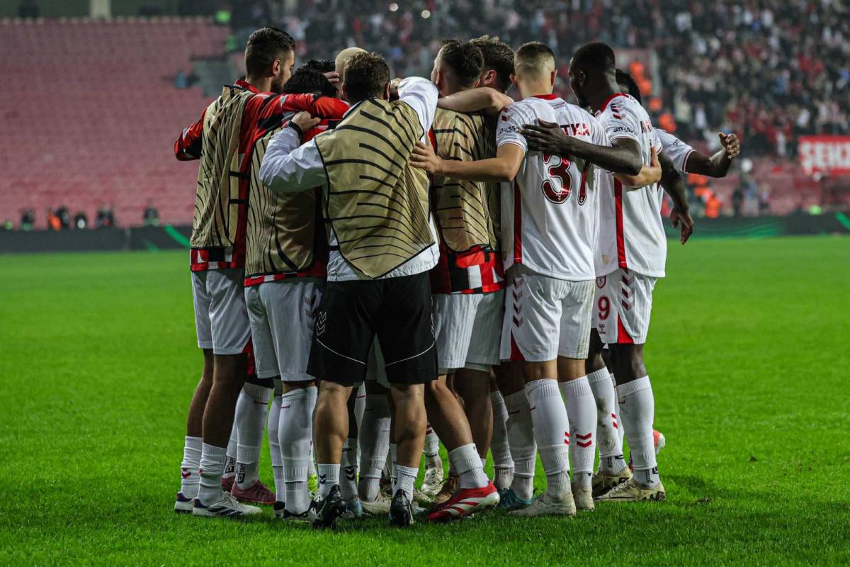 Samsunspor Hamrun Spartans yenerek Konferans Ligi'nde liderlik koltuğuna oturdu