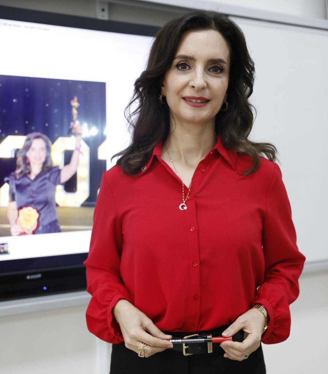 Samsun'da Hacer öğretmene Birleşik Krallık'tan ödül