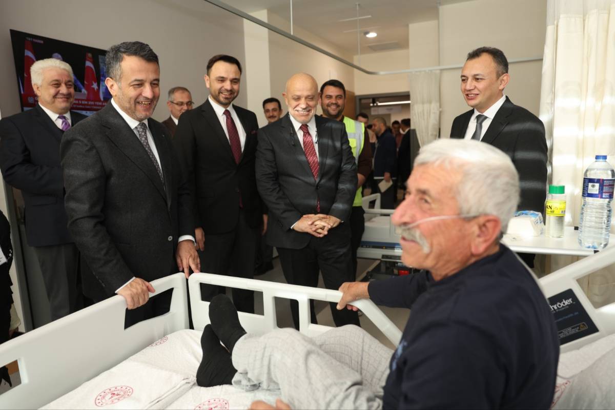 Samsun Büyükşehir Belediye Başkanı Doğan'dan Şehir Hastanesi'ne ziyaret