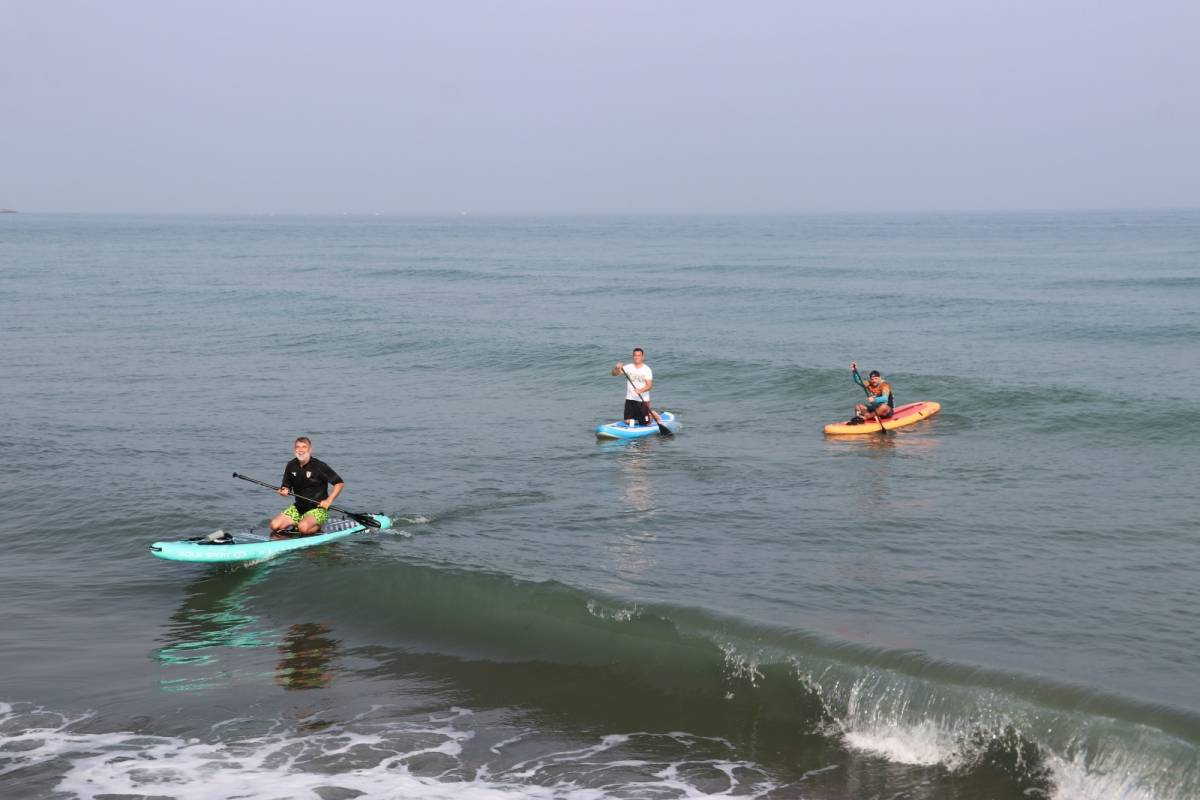 Samsun’da kürek sörfü yaygınlaşıyor