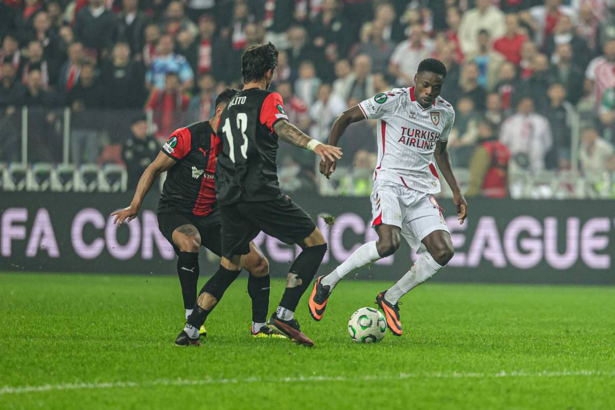 Samsunspor Hamrun Spartans yenerek Konferans Ligi'nde liderlik koltuğuna oturdu