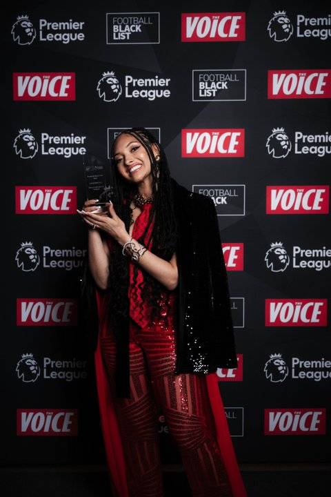 Samsunspor kadına yönelik şiddete karşı çıkarttığı Mor Forma Projesi'ne ikinci uluslararası ödül