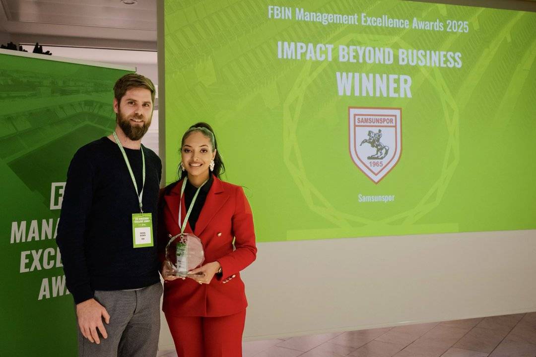 Samsunspor kadına yönelik şiddete karşı çıkarttığı Mor Forma Projesi'ne ikinci uluslararası ödül