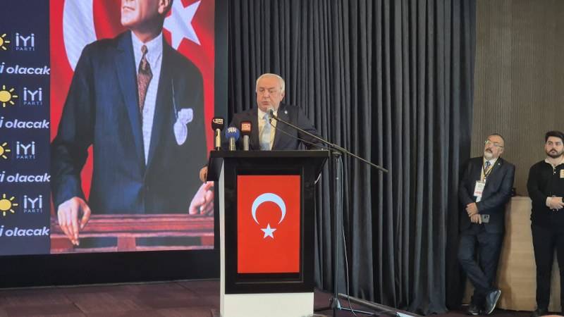 İYİ Parti Samsun İl Başkanı Hasan Aksoy yeniden başkan