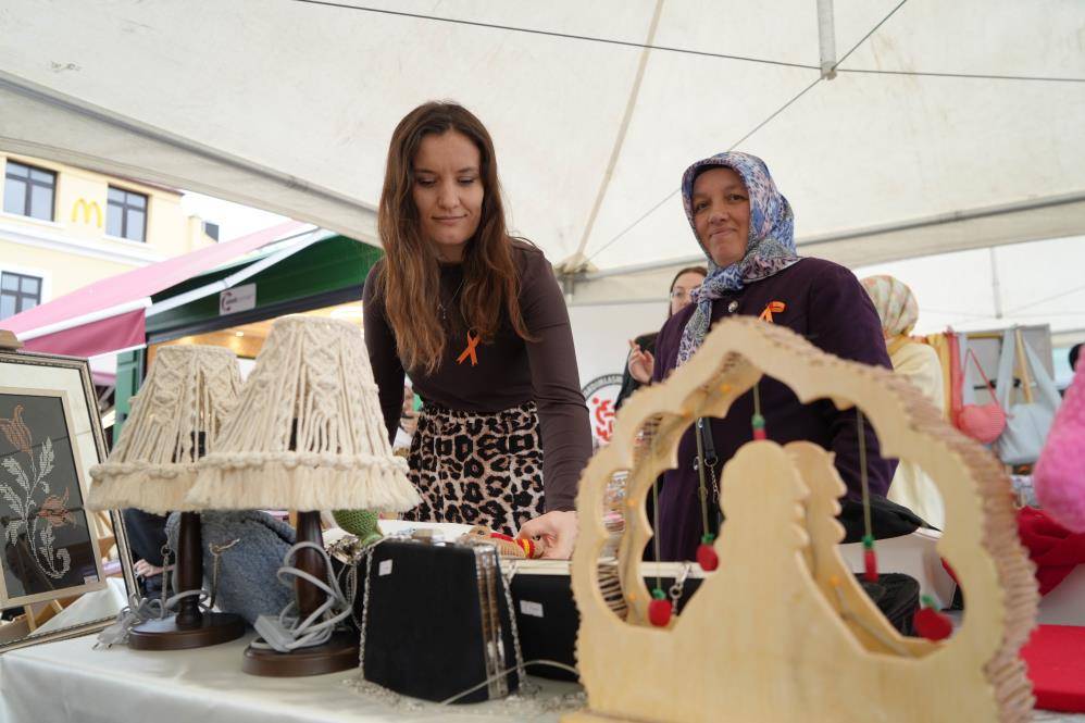 Samsun'da kadına şiddete karşı farkındalık etkinliği