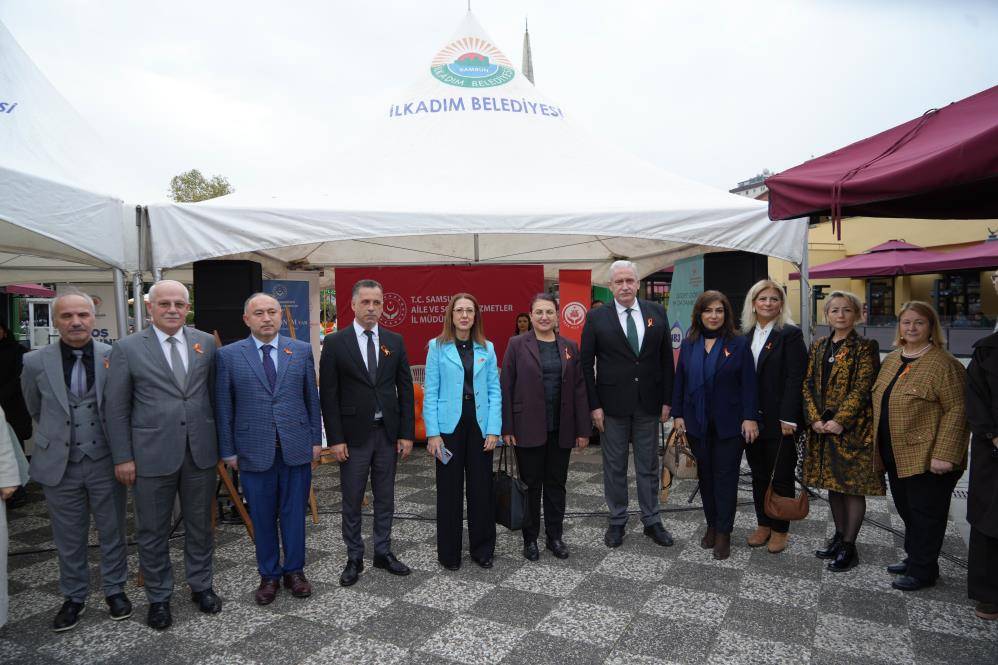 Samsun'da kadına şiddete karşı farkındalık etkinliği