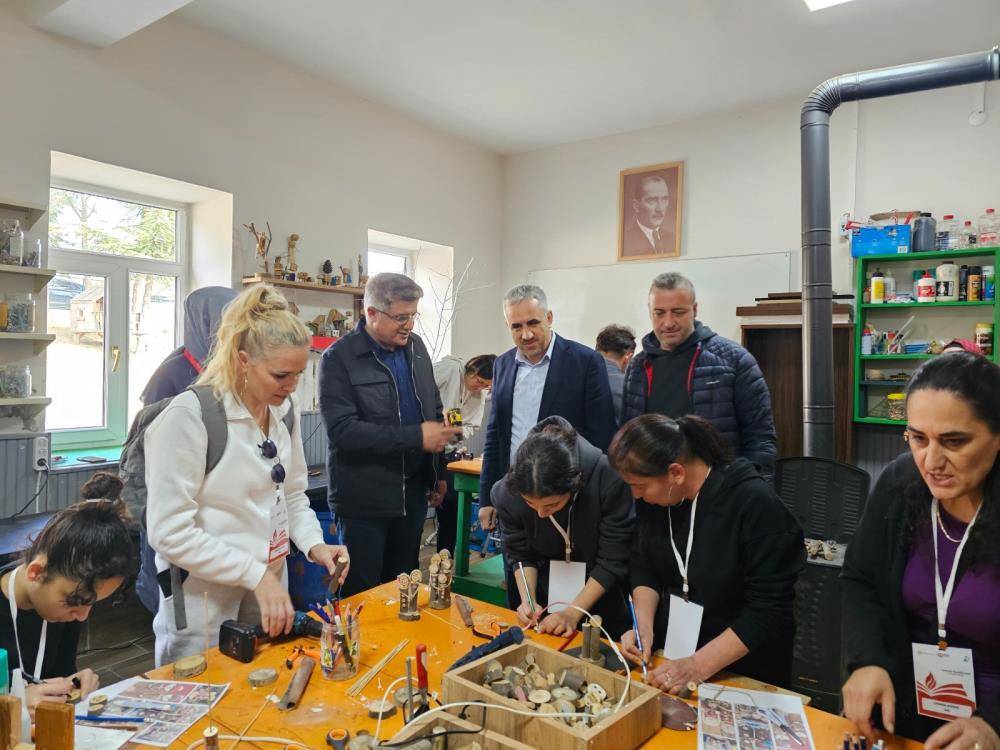 Samsun'da Genç AR-GE Anne-Kız Keşif Kampı