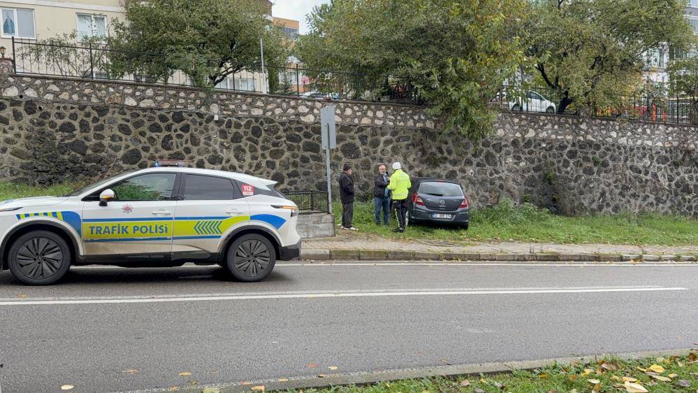 Samsun'da futbolcu kazada yaralandı