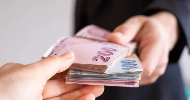 Burs ve kredi ödemeleri başladı