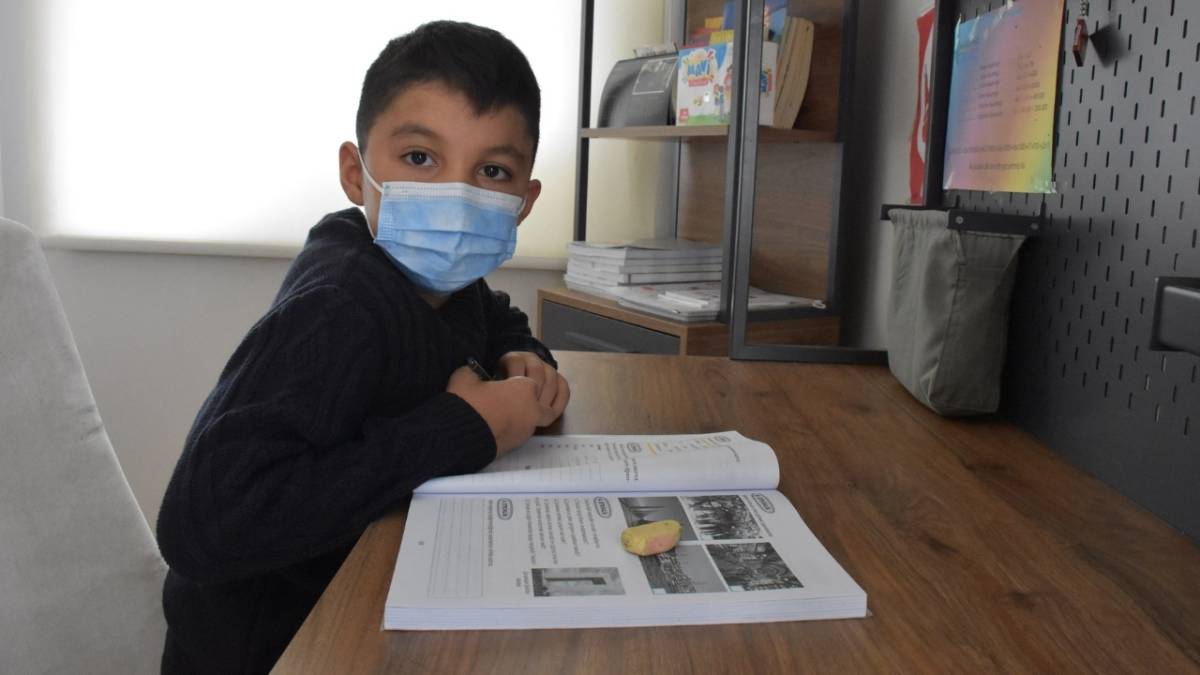 Samsun'da lösemi teşhisi konulan Mirza hayata tutundu