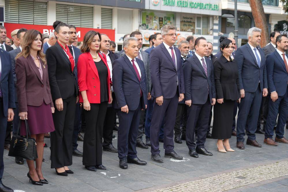 Samsun’da Öğretmenler Günü kutlaması