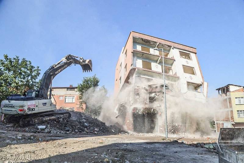 Samsun Canik'te dönüşüm devam ediyor! 741 bina yıkılıyor