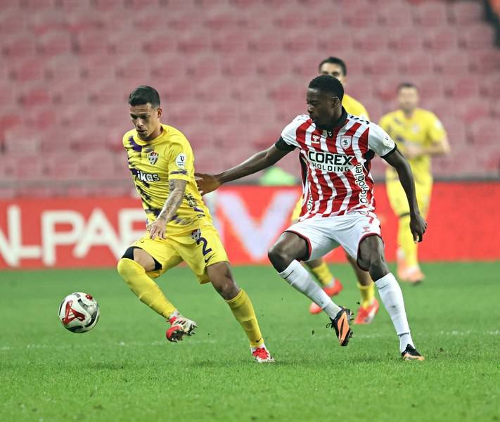 Samsunspor Eyüpspor'u Borevkovic'in golüyle 1-0 mağlup etti