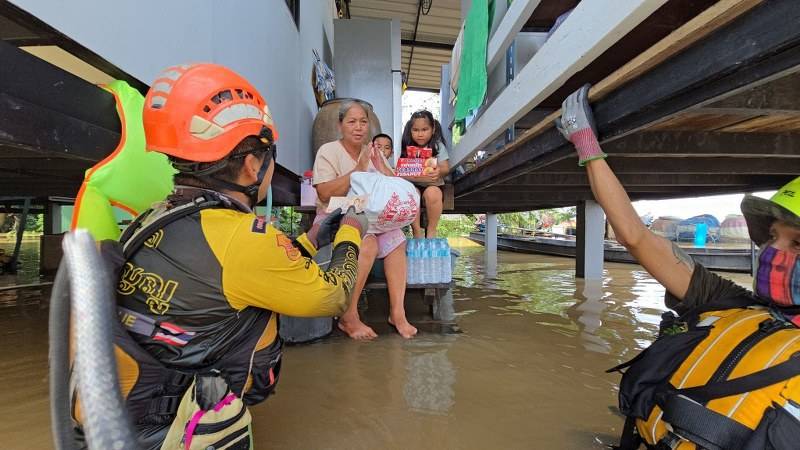 Tayland’da sel ve toprak kayması faciası! 18 ölü, 12 yaralı