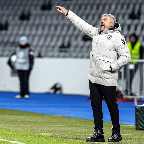 Thomas Reis, 1 puana sevinemedi