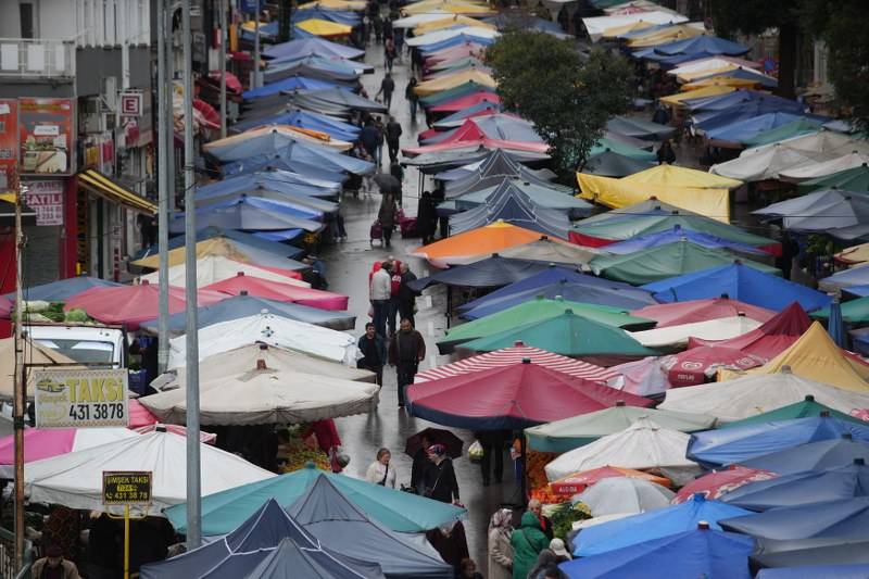 Uzmanı uyardı! pazarcıların tutumları vatandaşları küstürüyor! Yerel ekonomi zayıflıyor
