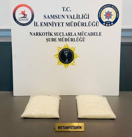 Samsun’da otobüsle uyuşturucu sevkiyatı! 2 kilo metamfetamin ele geçirildi