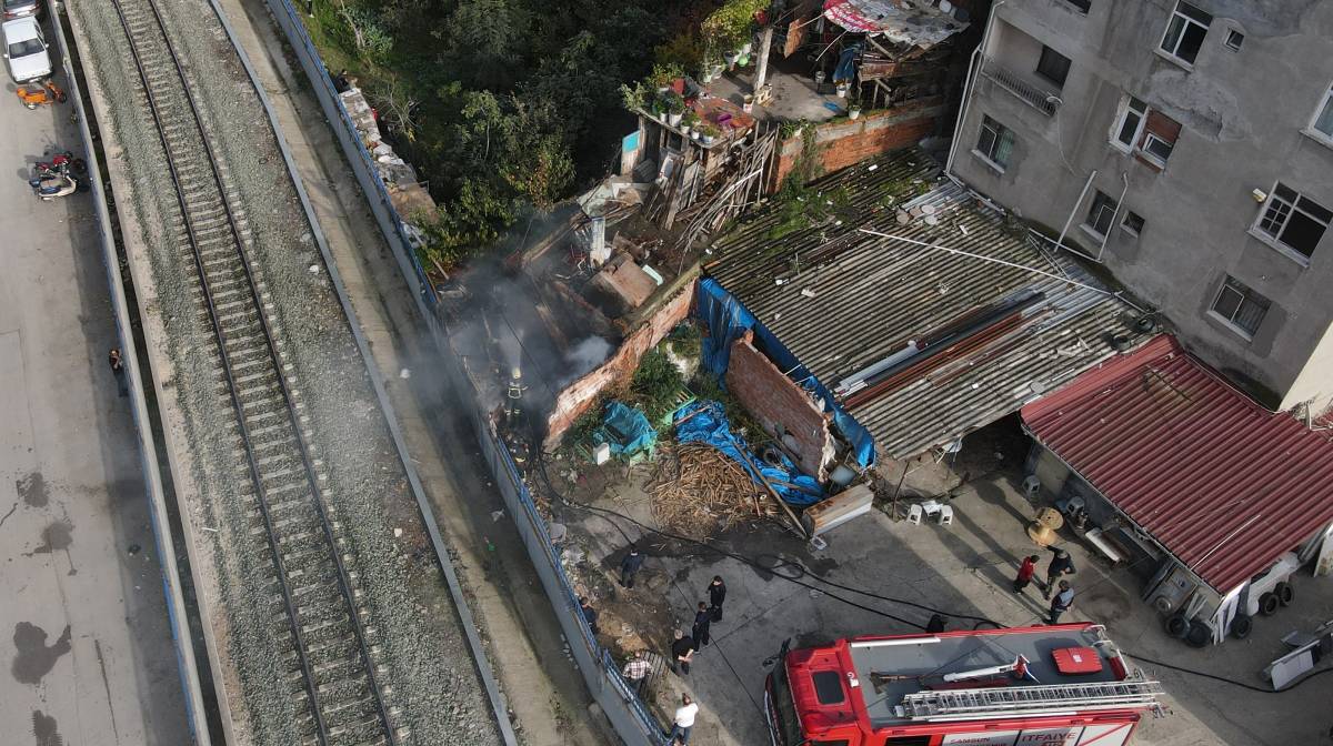 Samsun'da depo yangını